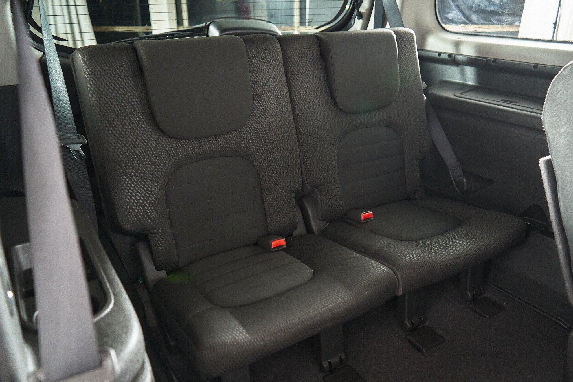 Nissan Pathfinder 2012, черный