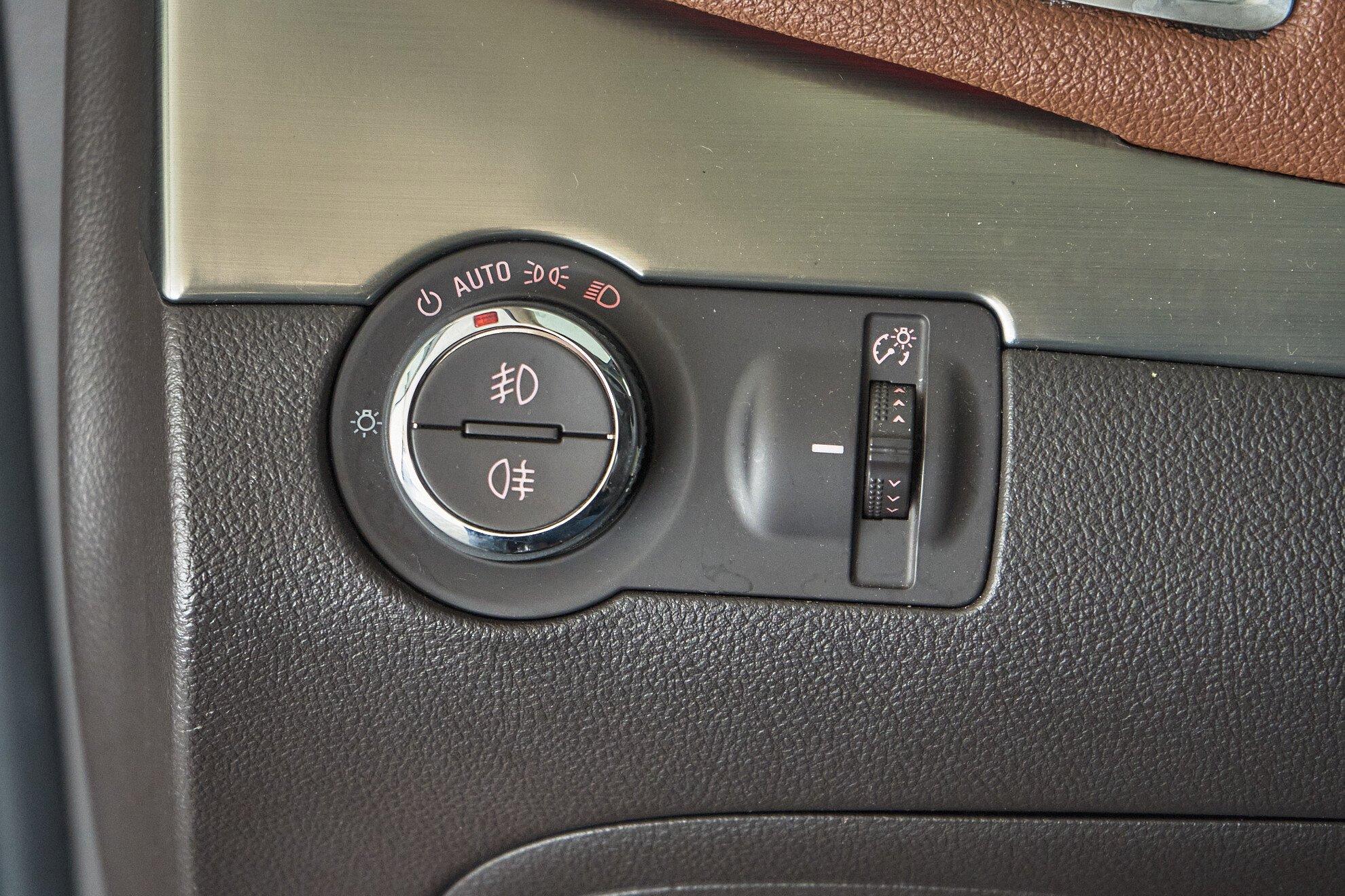 Opel Mokka 2014, коричневый
