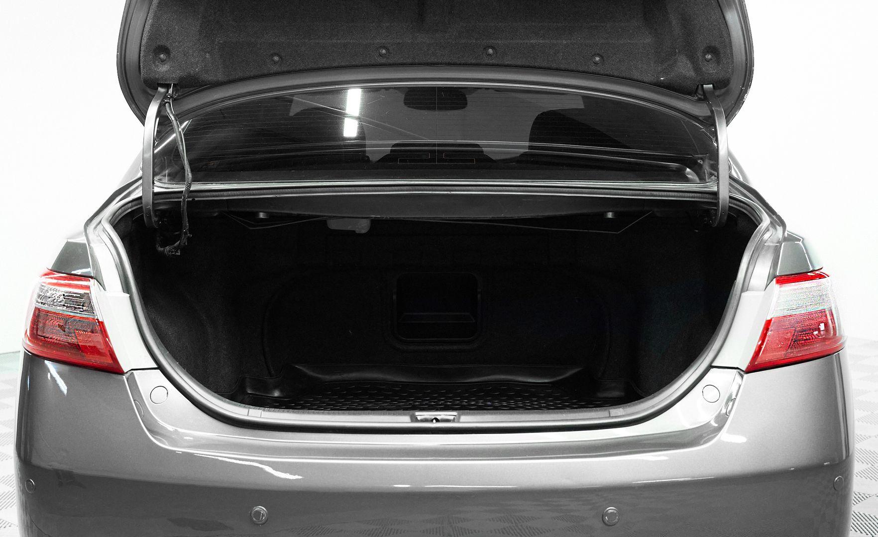 Toyota Camry 2008, серый