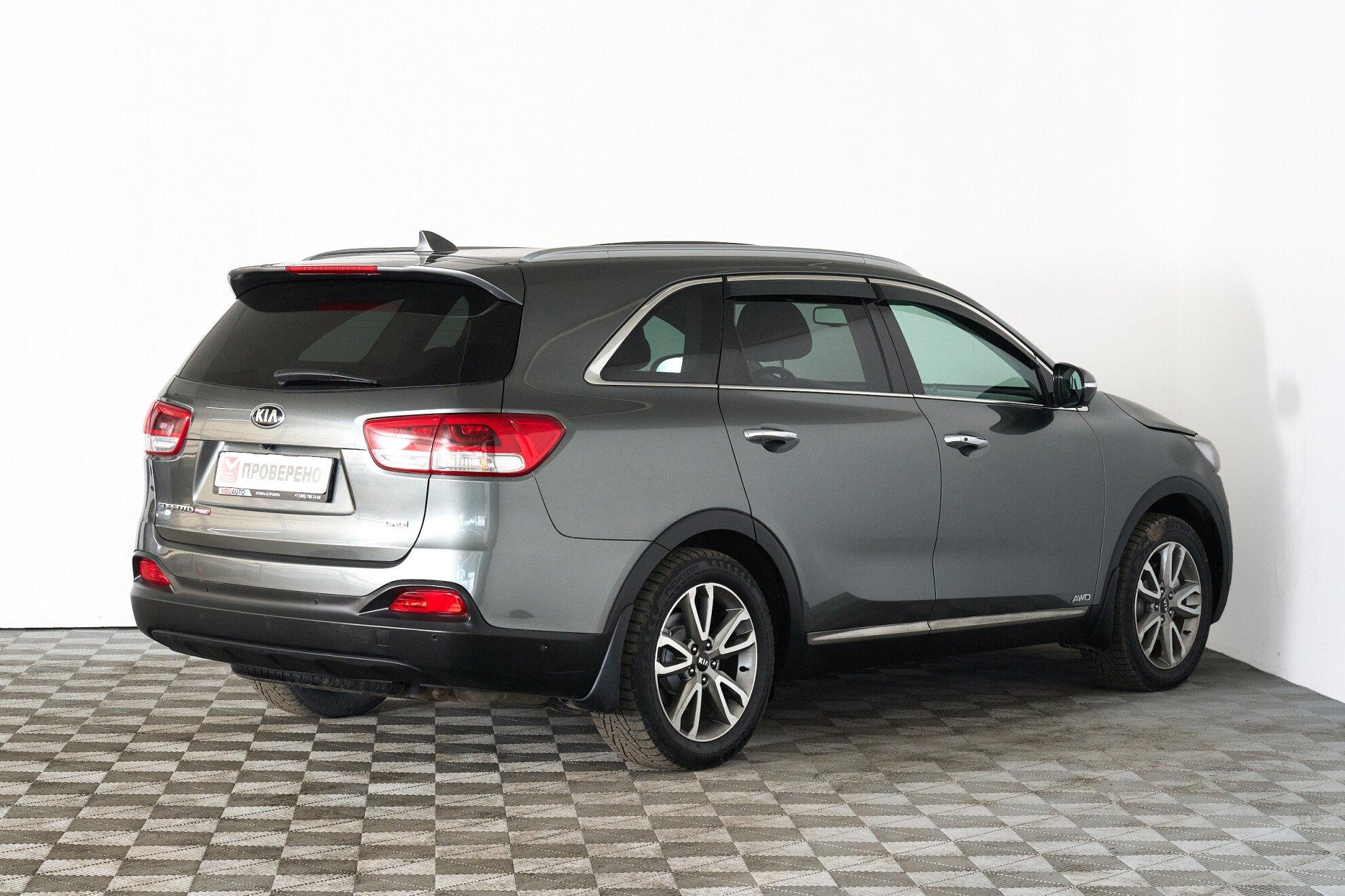 Kia Sorento 2015, серый