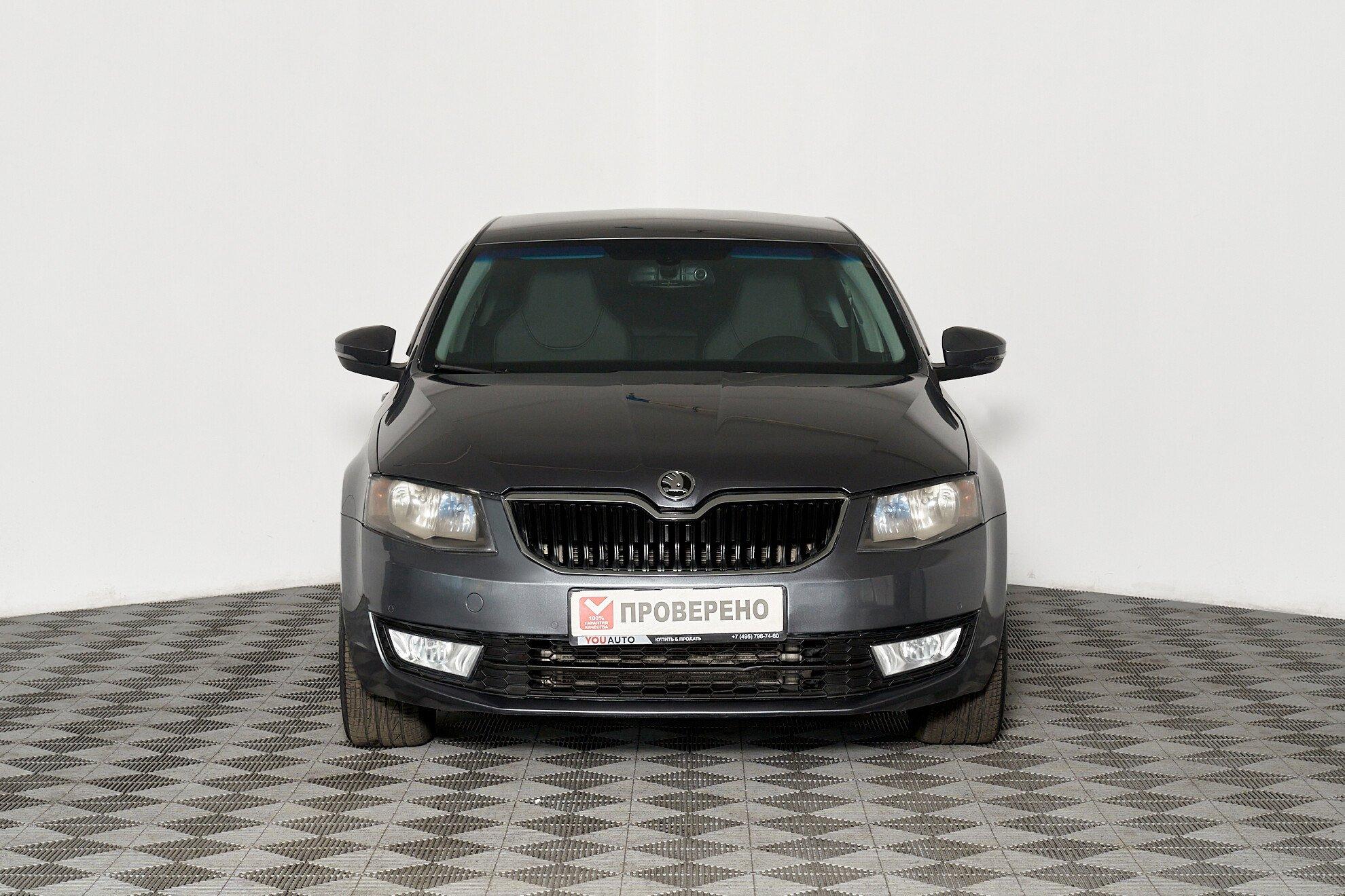 Skoda Octavia 2015, серый