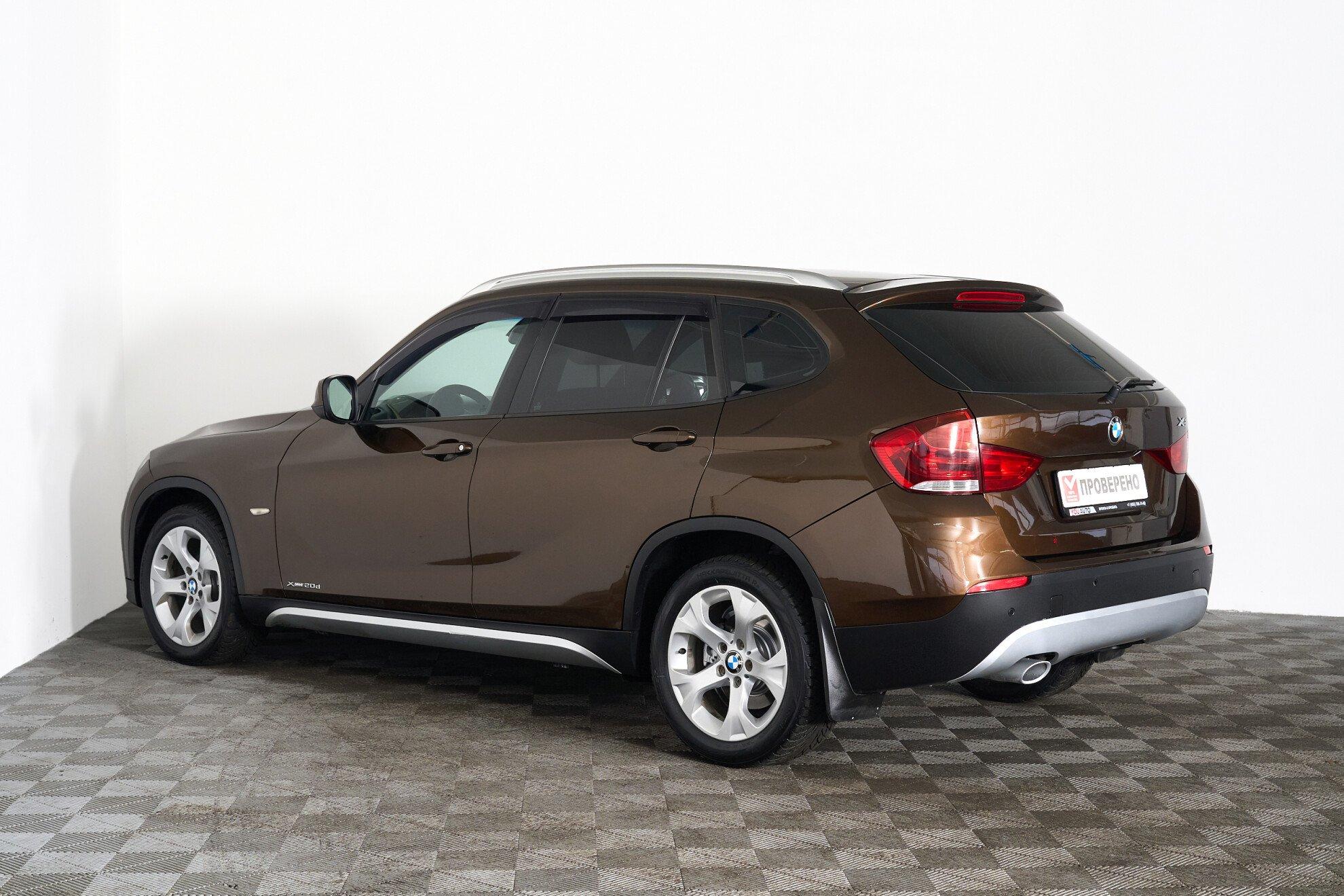 BMW X1 2012, коричневый
