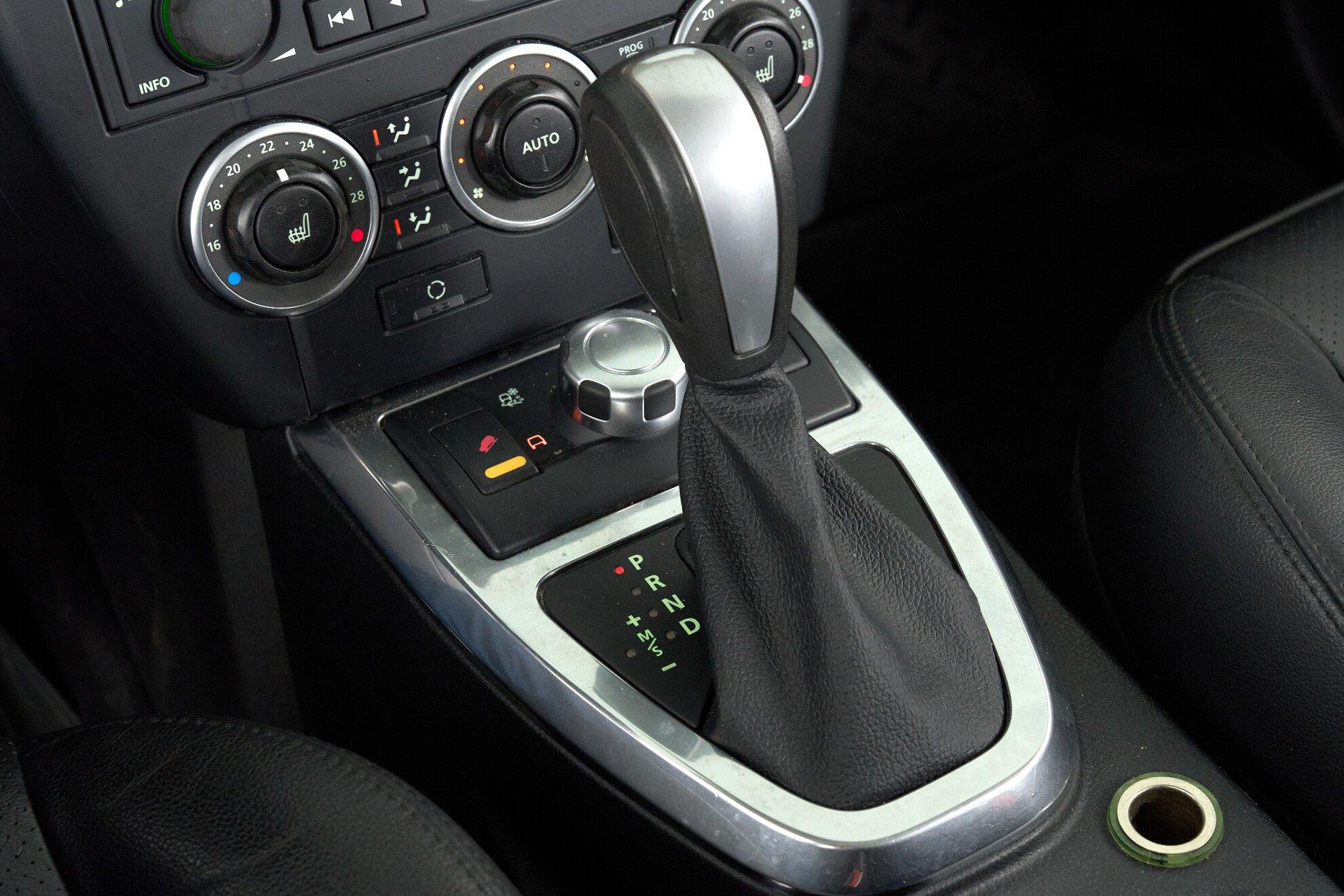 Land Rover Freelander 2009, серый