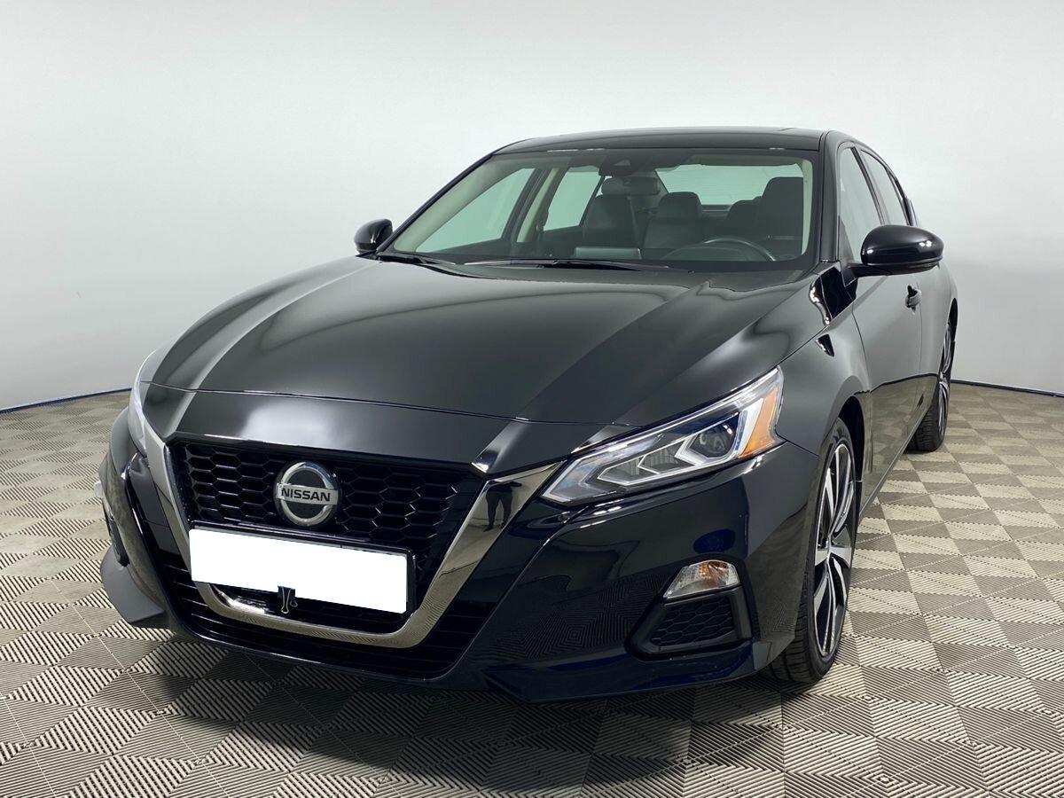 Nissan Altima 2020, черный