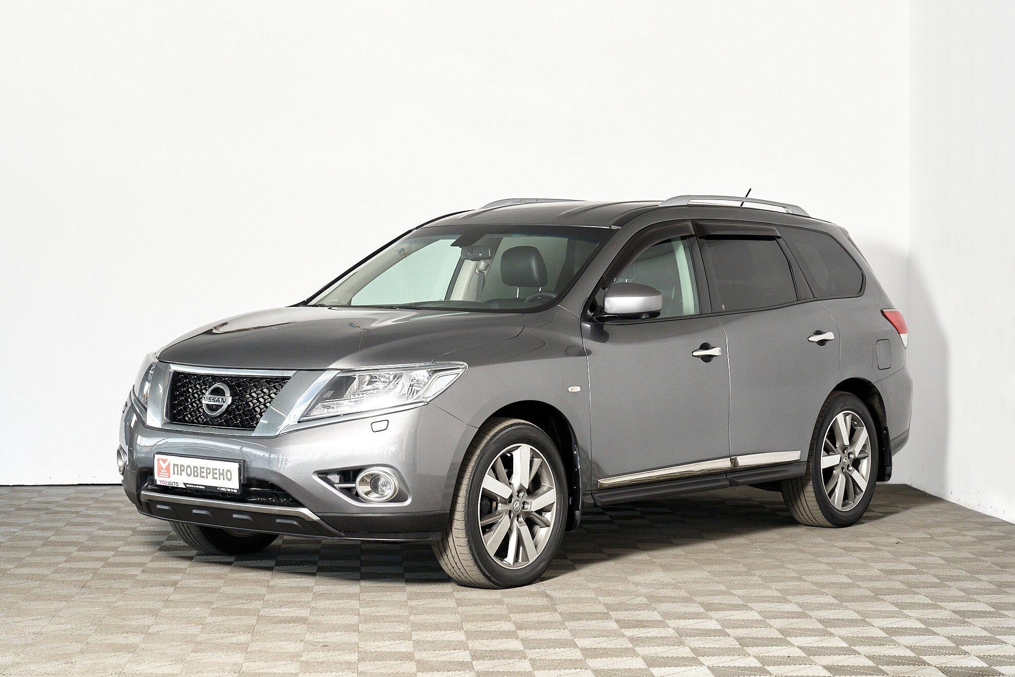 Nissan Pathfinder 2014, серый