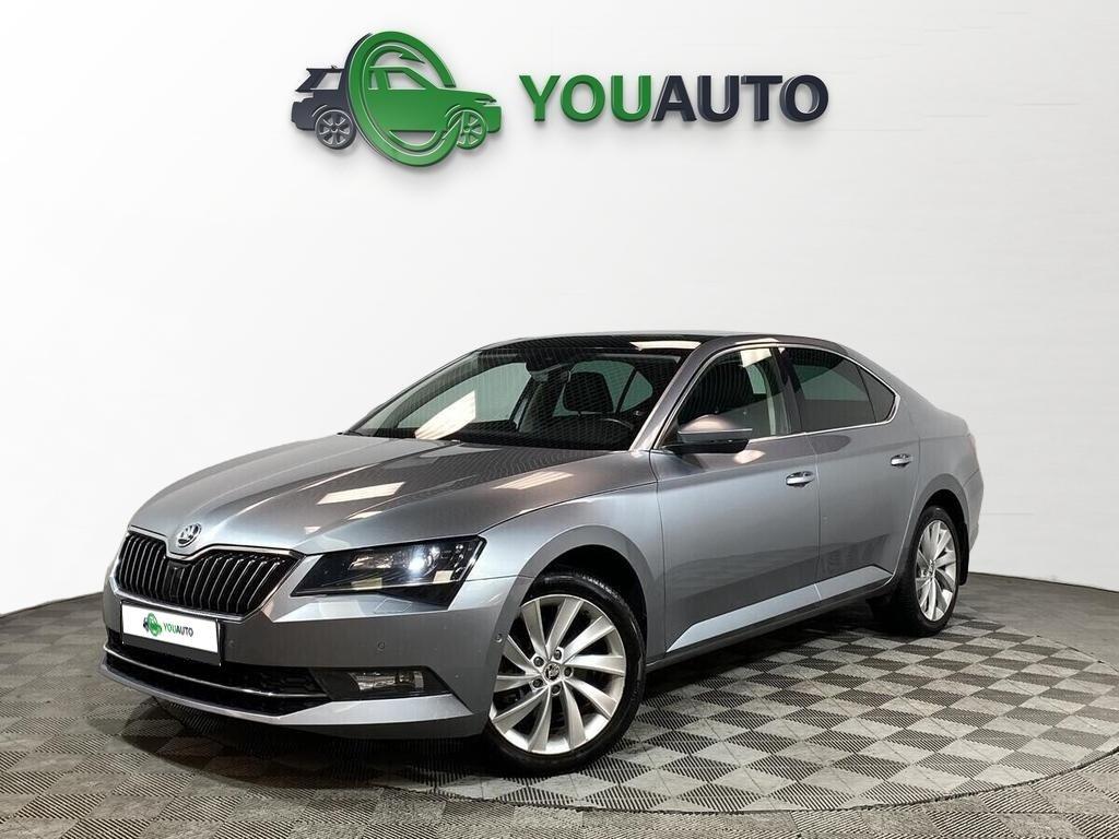 Skoda Superb 2019, серебряный