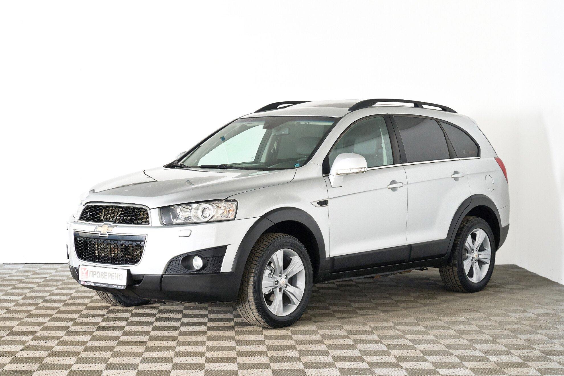 Chevrolet Captiva 2012, серебряный