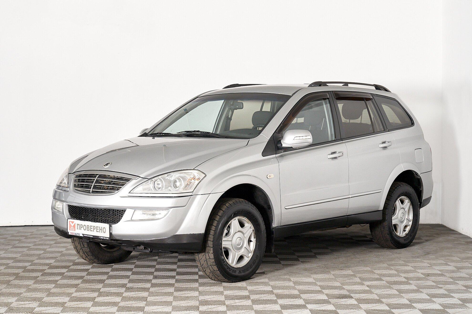 SsangYong Kyron 2013, серебряный