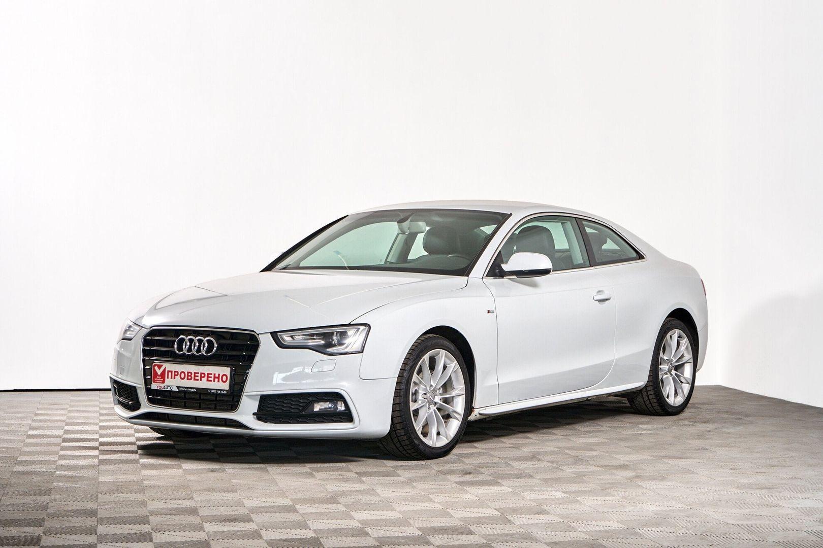 Audi A5 2013, белый