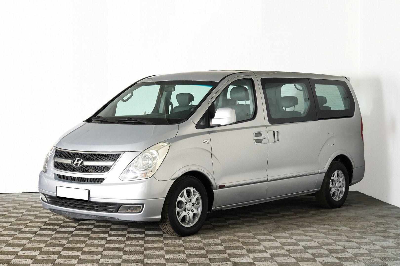 Hyundai Grand Starex 2012, серый