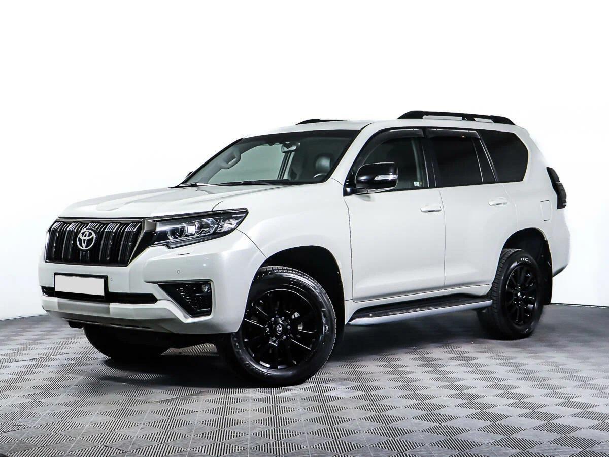 Toyota Land Cruiser Prado 2023, белый